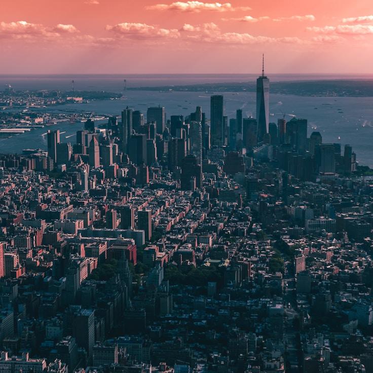 Jordan Parker - Expat family life guide in United States